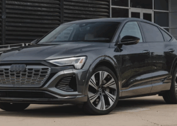 2024 Audi Q8 e-tron: Luxury Meets Electric Performance