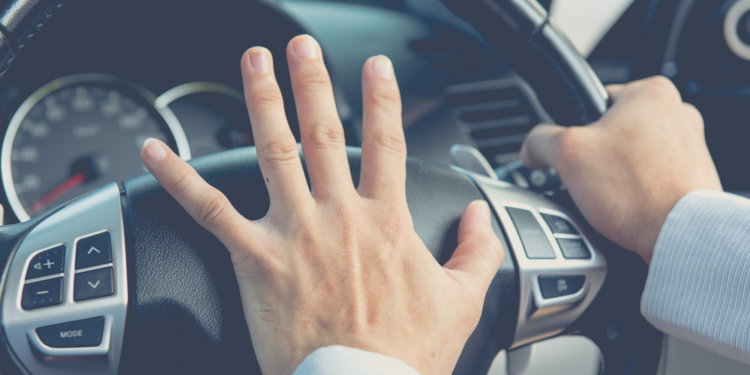 Car’s Horn Randomly Honking Itself: Causes and Cures for Ugandan Drivers
